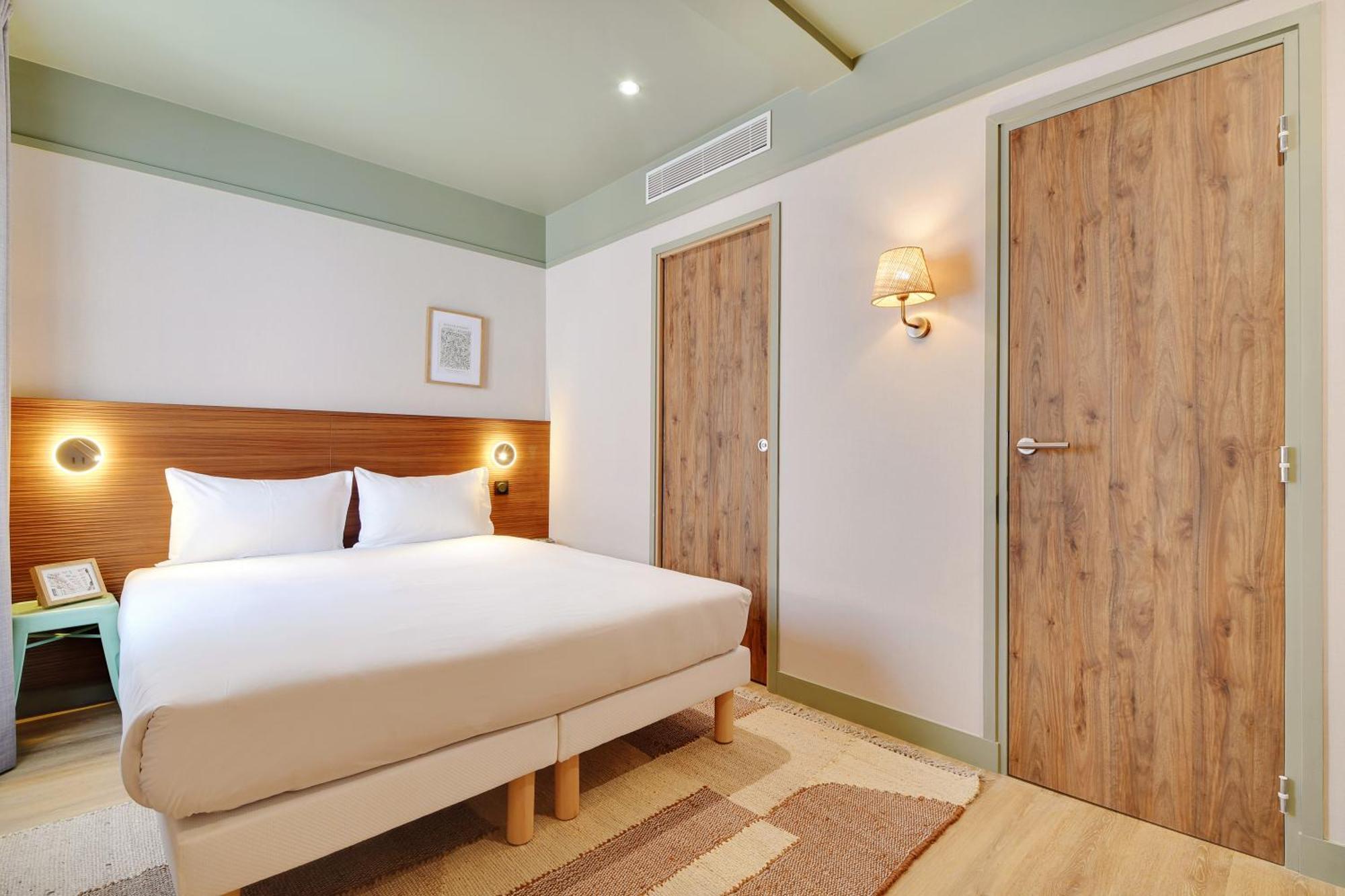 Hotel Cocoon Сент-Уен Екстериор снимка